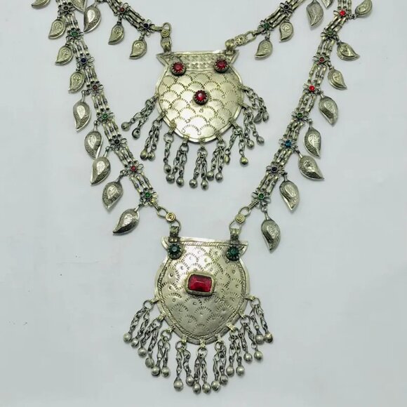 Multi Layered Silver Kuchi Antique Necklace, Unique Silver Big Pendants Necklace - Picture 3 of 11